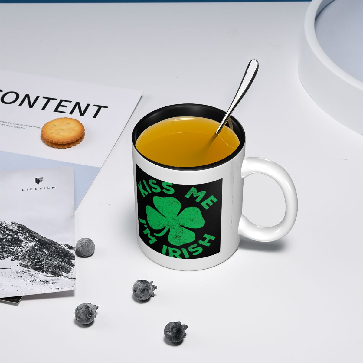 Tazza 'Kiss Me I'm Irish' in C - Coffee Tea Me recensione e prezzo