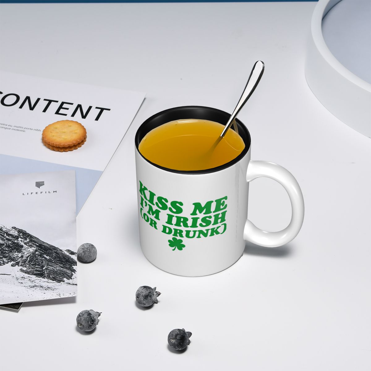 Tazza 'Kiss Me I'm Irish' in C - Coffee Tea Me recensione e prezzo