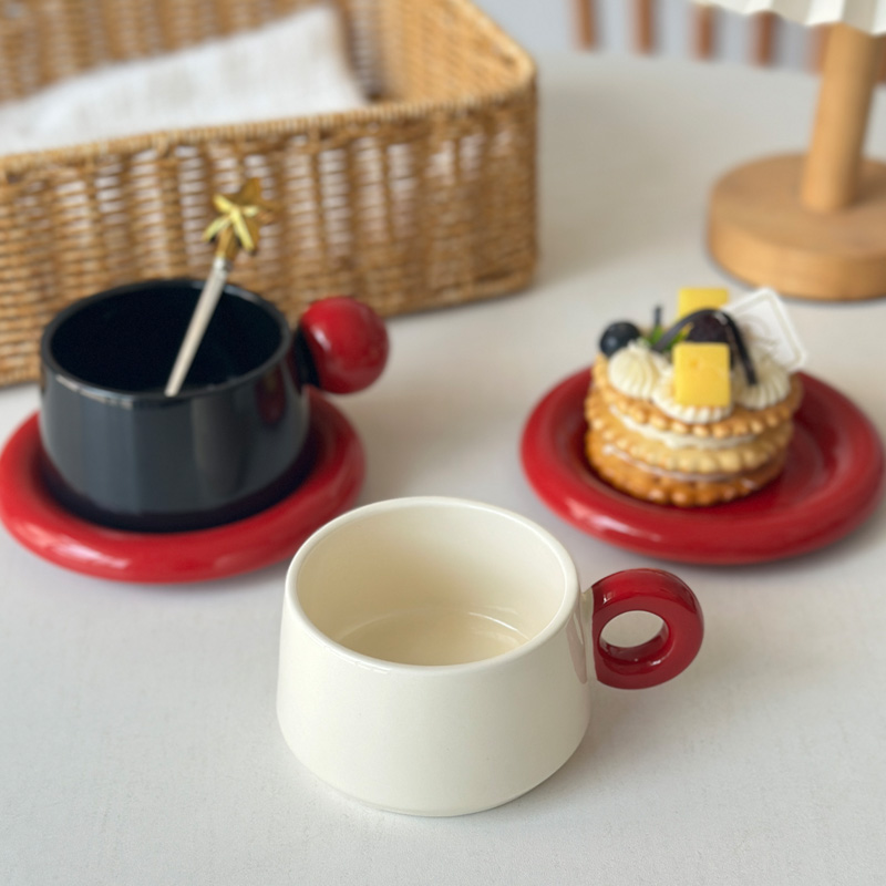 Set di piatti per tazze da caf - Coffee Tea Festival recensione e prezzo